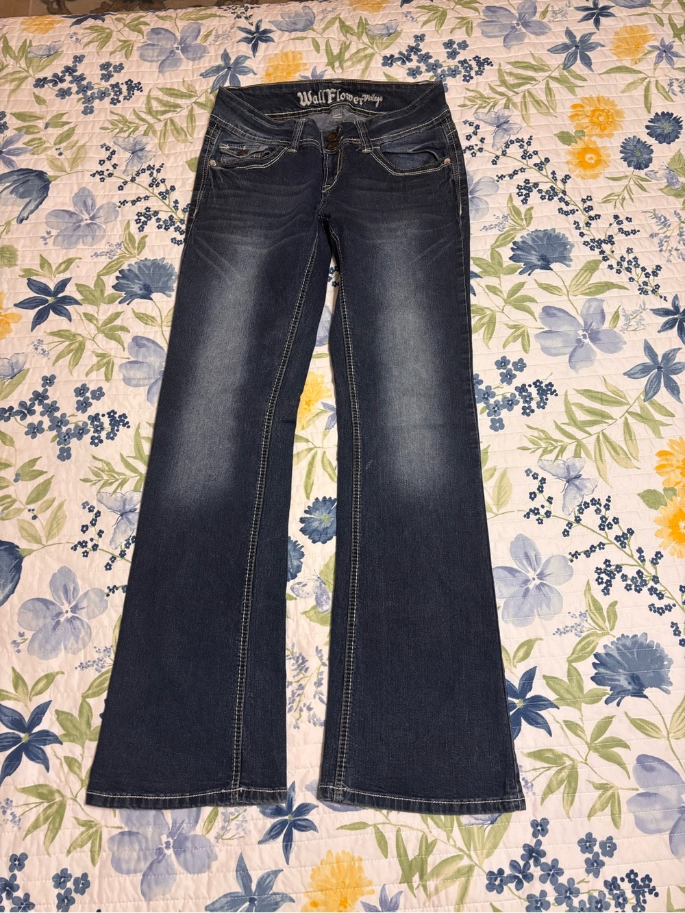 Wallflower Womens Dark Blue Bootcut Jeans